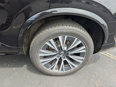 2021 Volvo XC90 T6 Momentum
