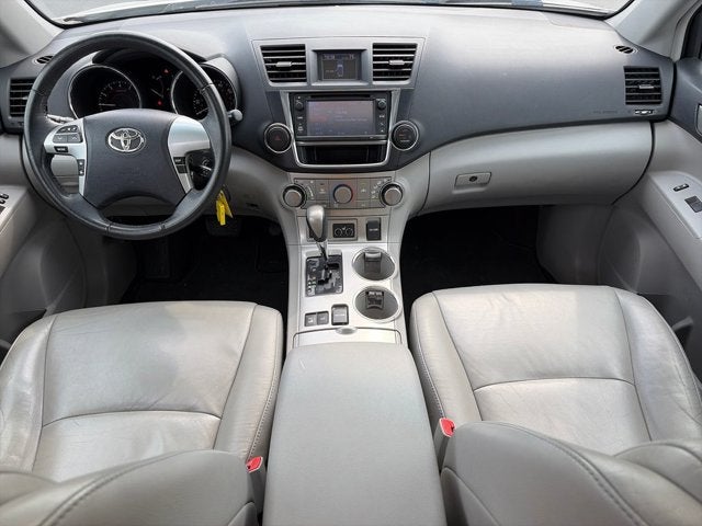 2013 Toyota Highlander Plus