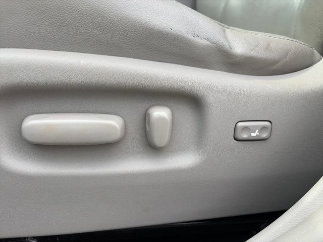 2013 Toyota Highlander Plus