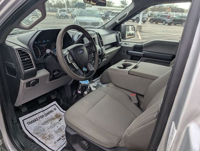 2016 Ford F-150 Base