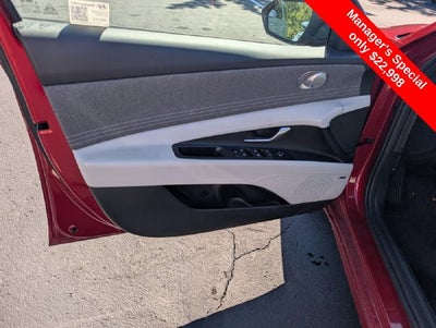 2025 Hyundai Elantra Limited