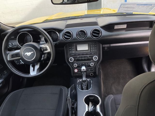 2015 Ford Mustang V6