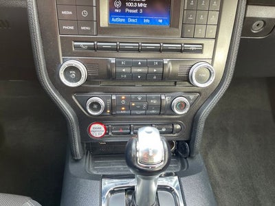 2015 Ford Mustang V6