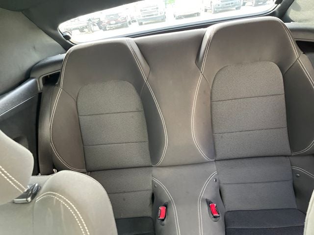 2015 Ford Mustang V6