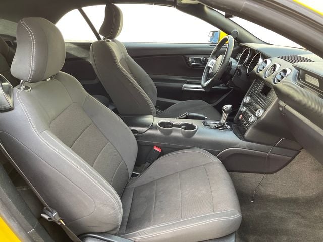 2015 Ford Mustang V6