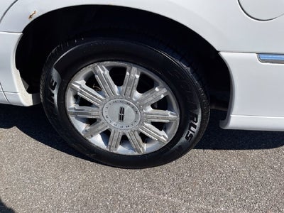 2007 Lincoln Town Car Signature Limited