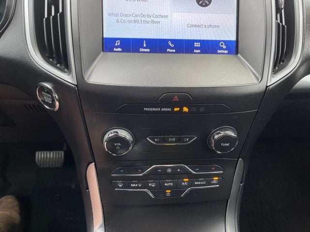 2020 Ford Edge SE