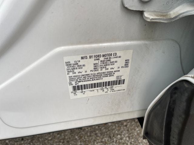 2020 Ford Edge SE