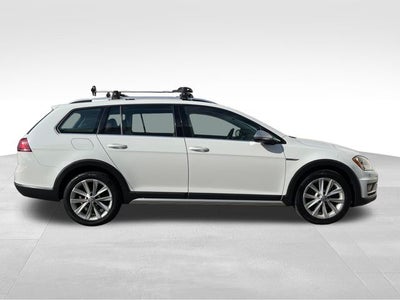 2017 Volkswagen Golf Alltrack TSI SE 4Motion