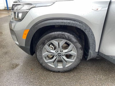 2025 Kia Seltos LX