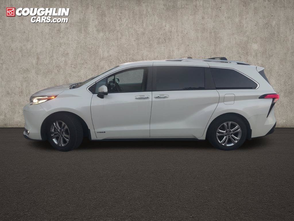 2021 Toyota Sienna Platinum 7 Passenger