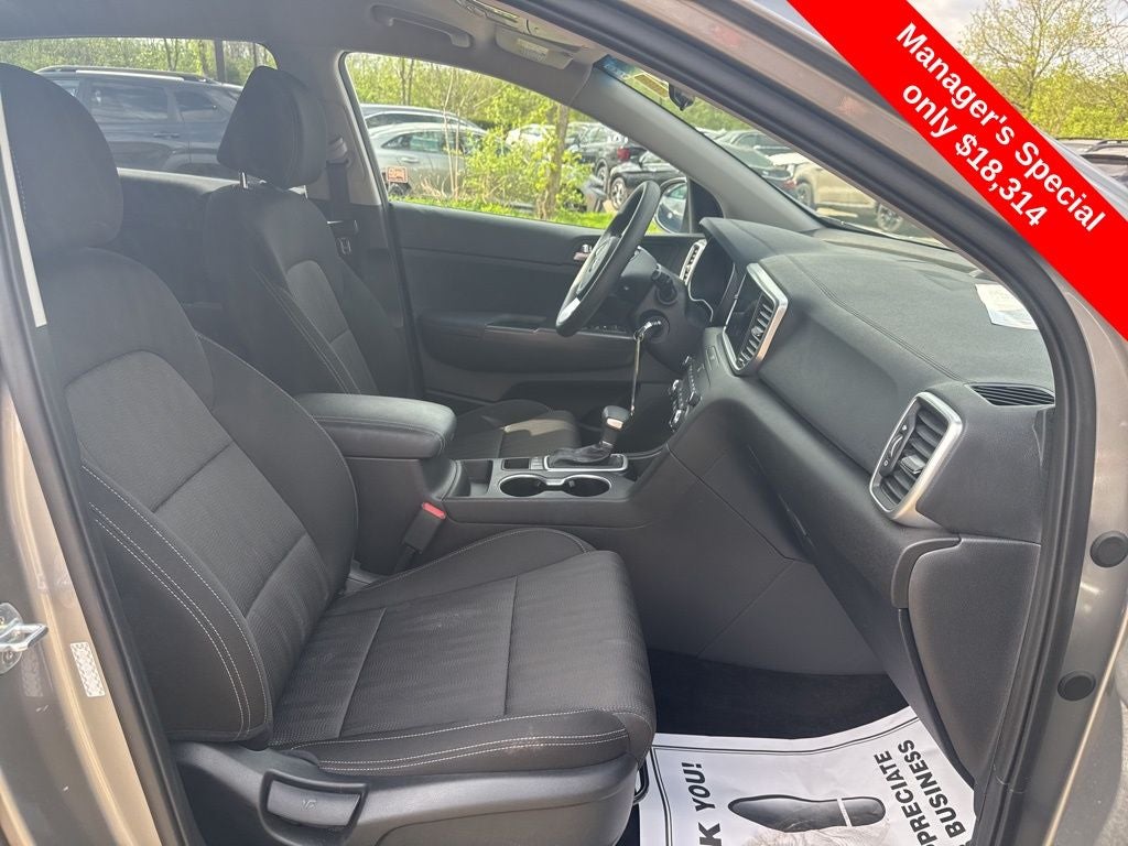 2022 Kia Sportage LX