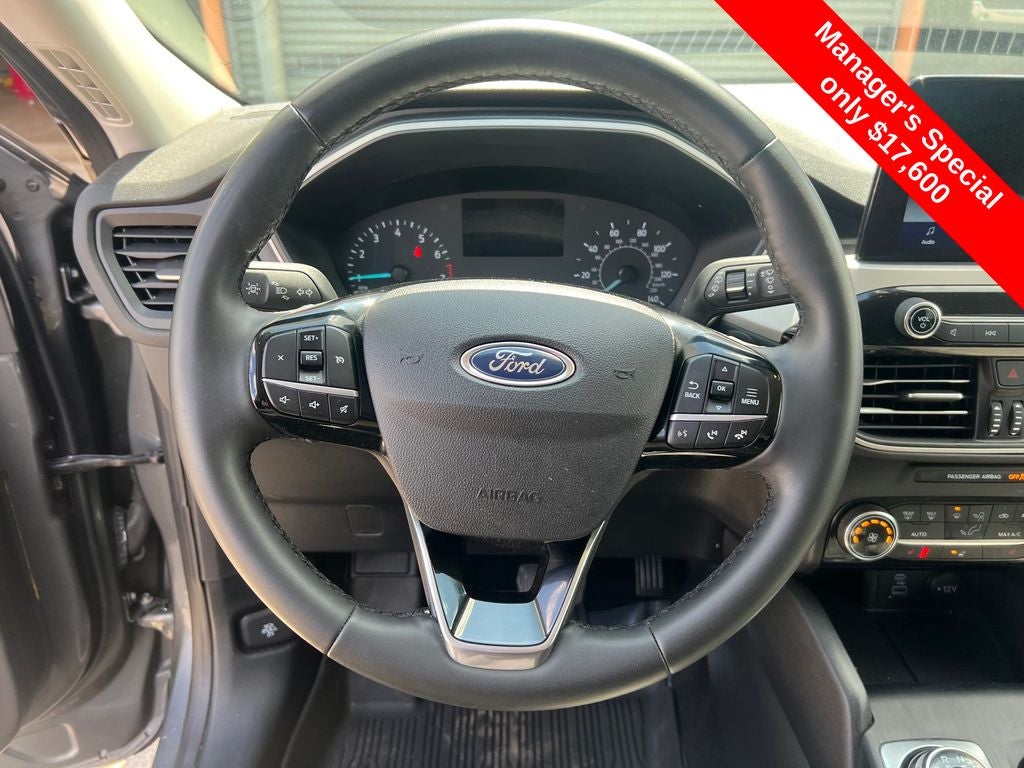 2022 Ford Escape SE