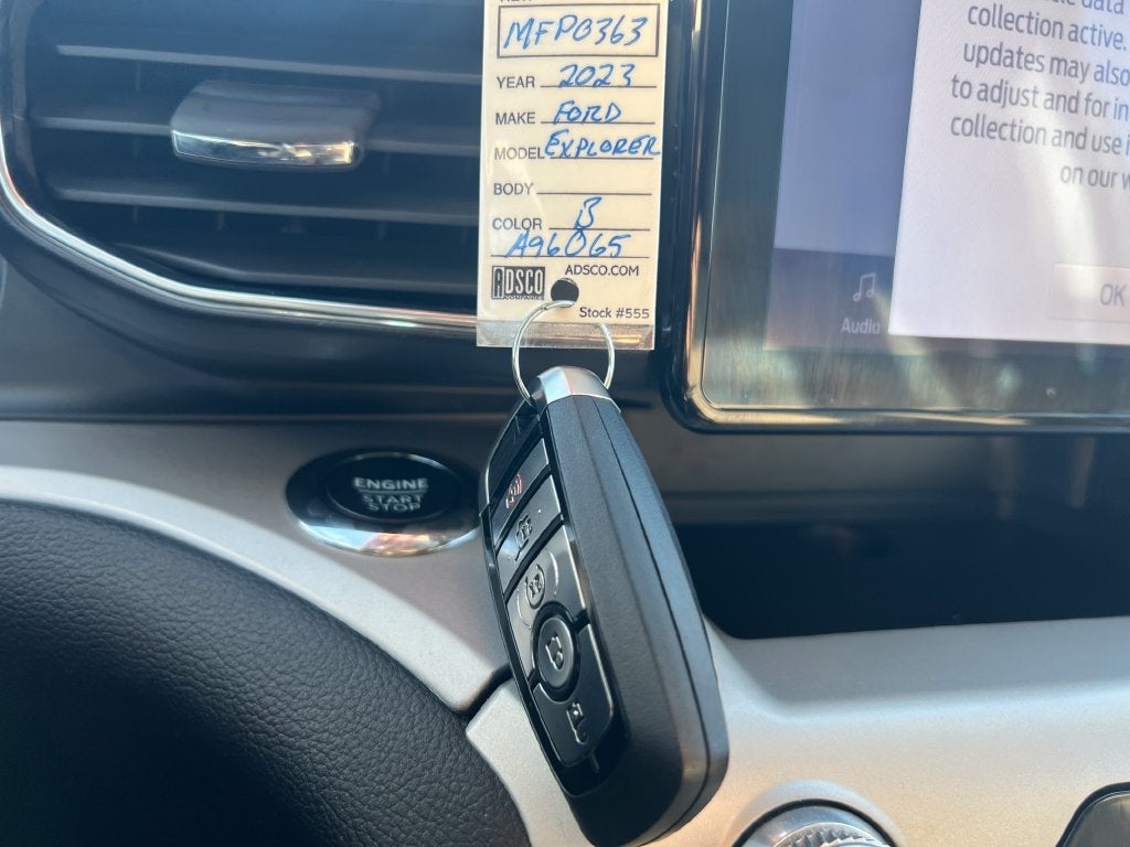 2023 Ford Explorer XLT