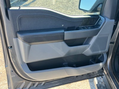 2023 Ford F-150 Lightning XLT