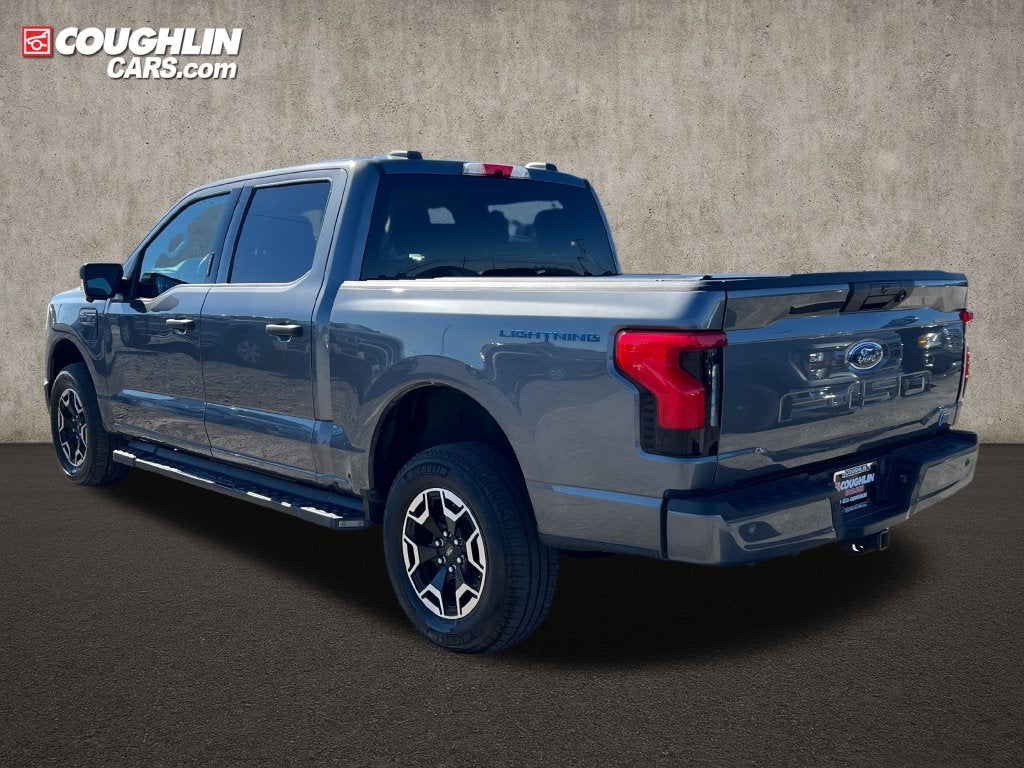 2023 Ford F-150 Lightning XLT