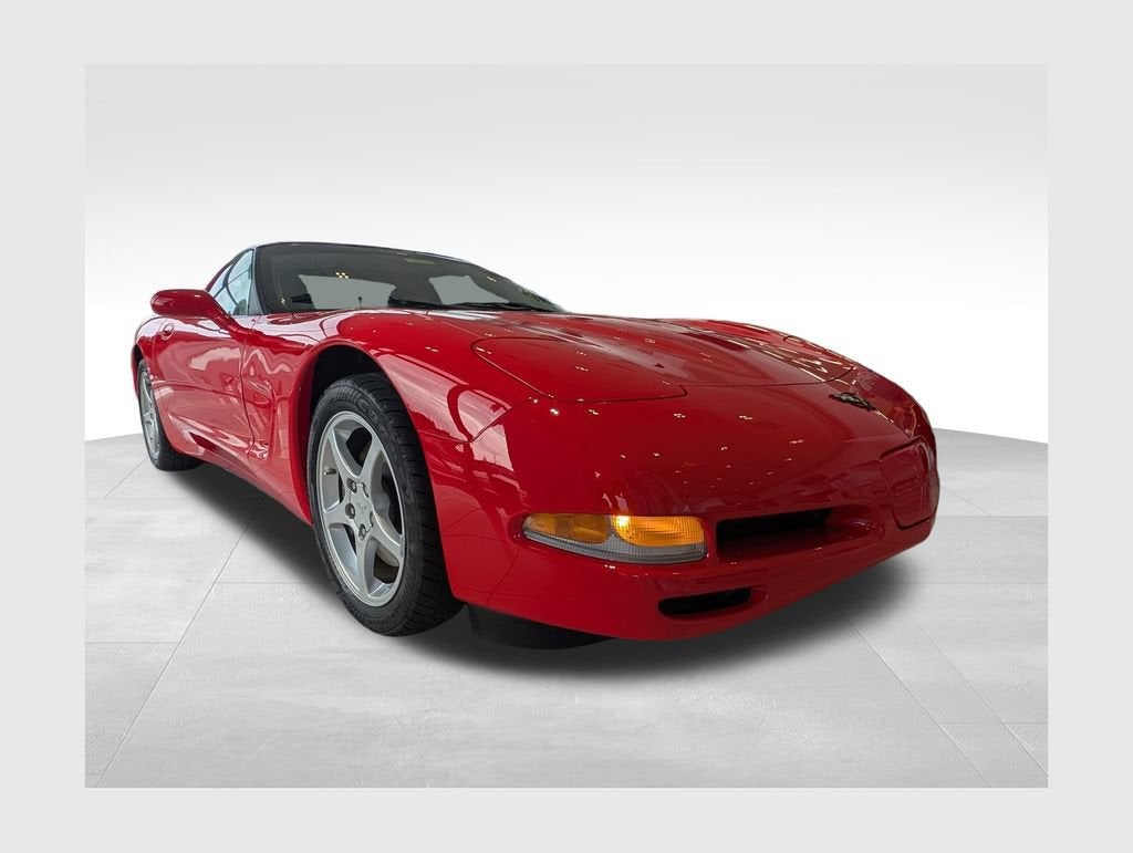 2004 Chevrolet Corvette Base