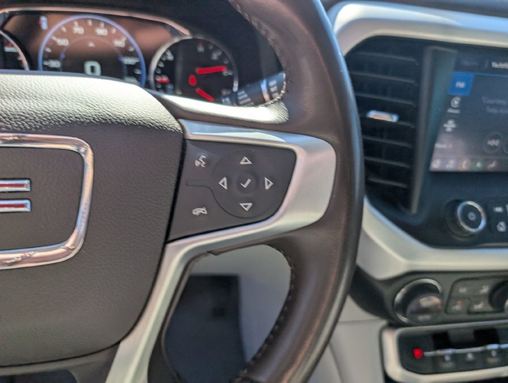 2022 GMC Acadia SLT