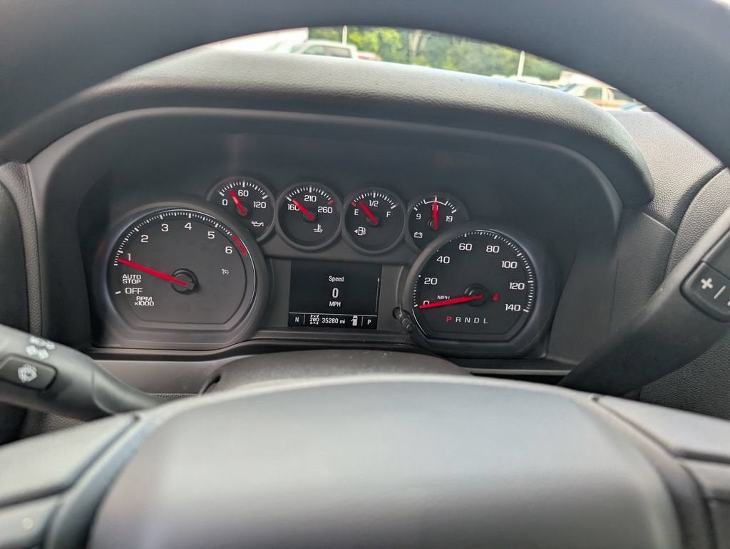 2023 Chevrolet Silverado 1500 Custom