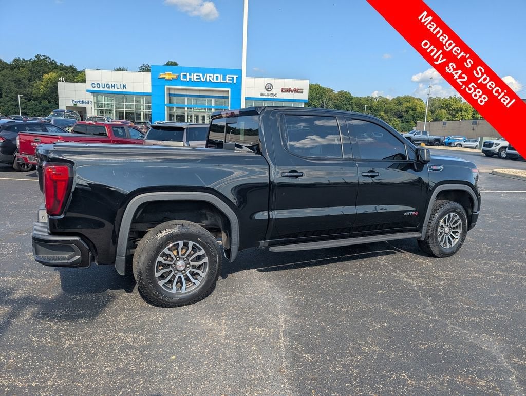 2022 GMC Sierra 1500 AT4