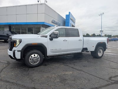 2026 GMC Sierra 3500 HD Denali Ultimate DRW