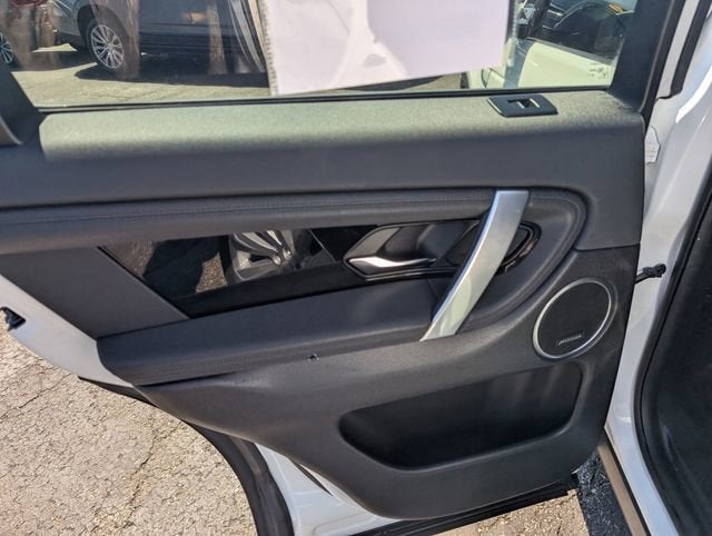 2023 Land Rover Discovery Sport SE