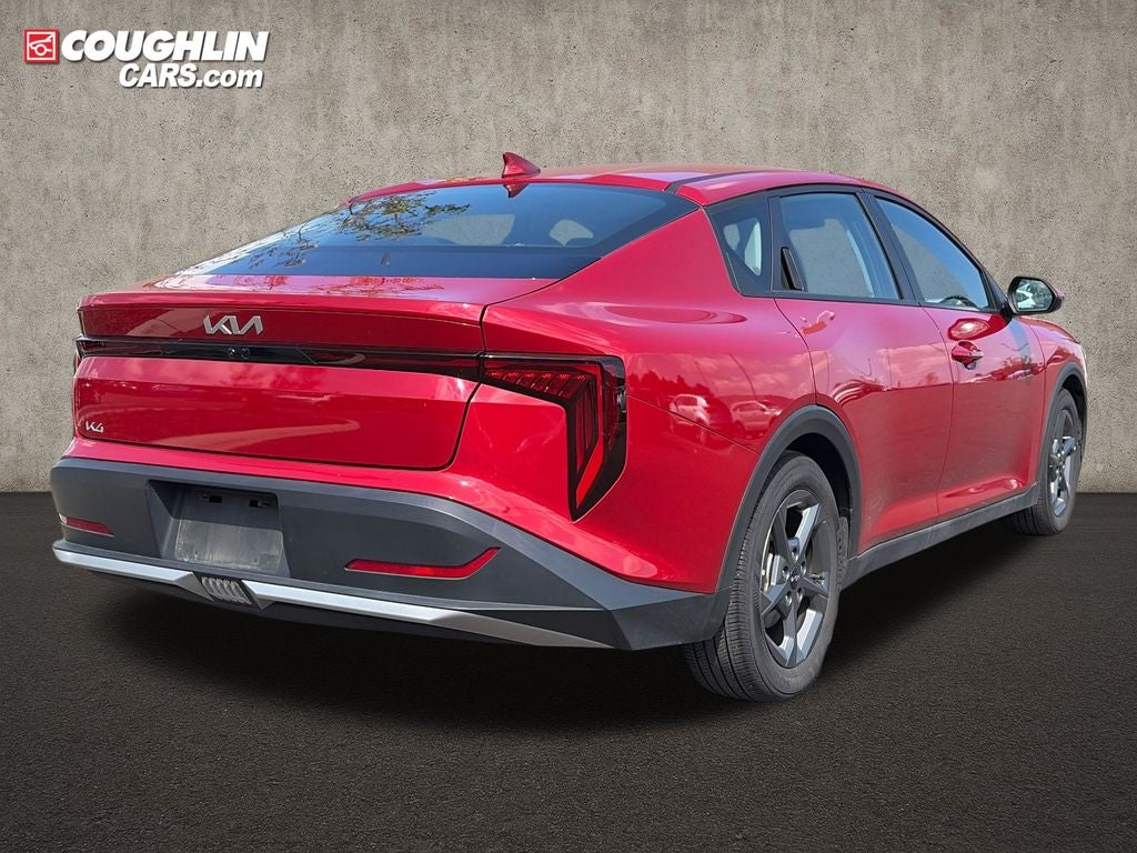 2025 Kia K4 LXS