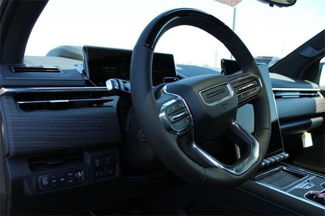 2025 GMC Sierra EV Denali - Photo 17