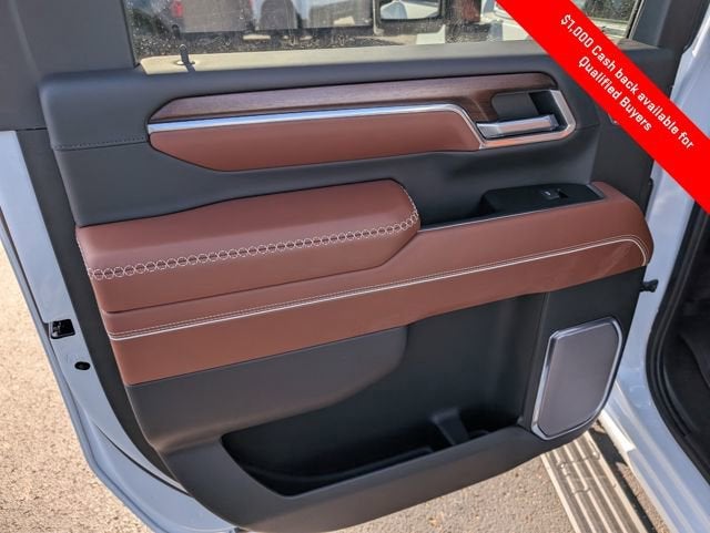 2026 GMC Sierra 3500HD Denali Ultimate - Photo 11