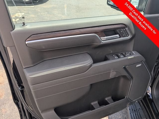 2026 GMC Sierra 1500 SLT - Photo 17