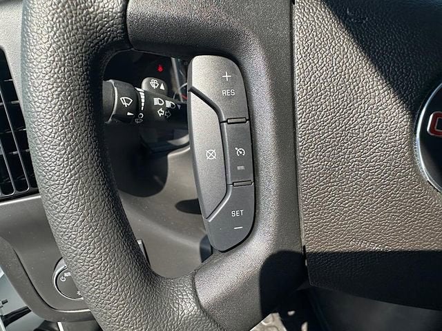 2025 GMC Savana Cargo Work Van - Photo 18