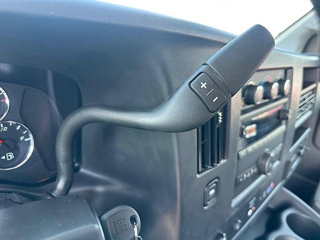 2025 GMC Savana Cargo Work Van - Photo 20