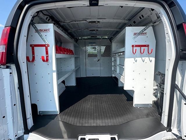 2025 GMC Savana Cargo Work Van - Photo 9