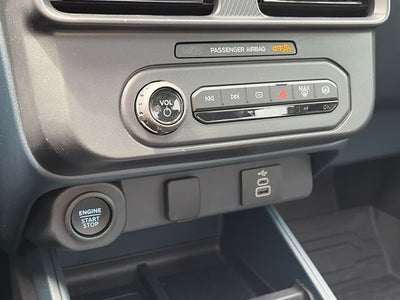 2025 Ford Maverick Lobo Standard
