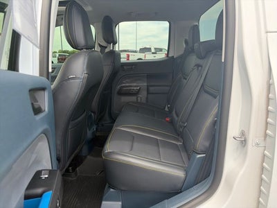 2025 Ford Maverick Lobo Standard